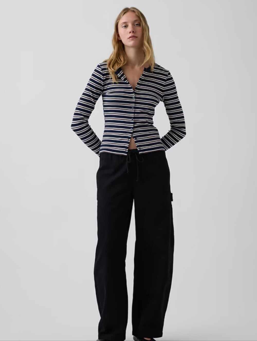 Baggy Barrell Parachute Utility GAP Black Cargo Pants with Drawcord Hems